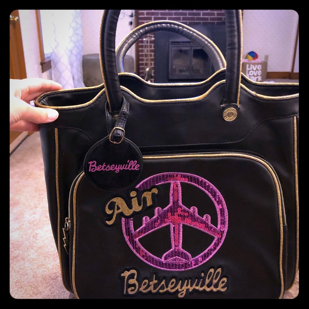 Betsy johnson tote bag
